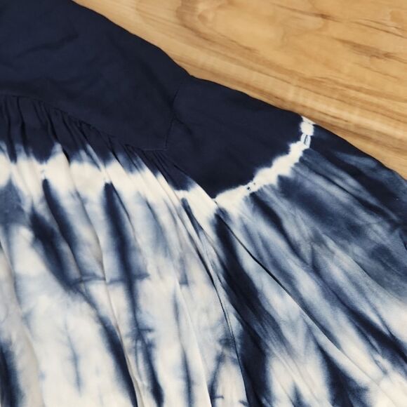 🔹️Young Fabulous & Broke Blue Tie Dye Rayon Tied Front Top Small - Picture 6 of 12